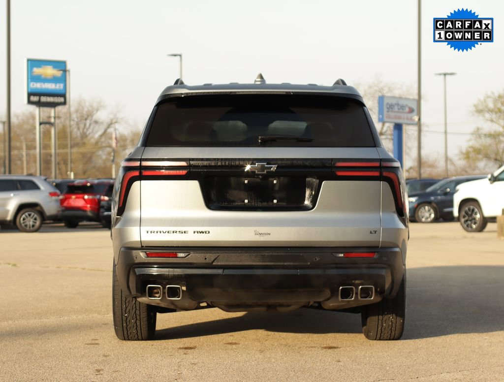 Used 2024 Chevrolet Traverse LT w/ Midnight/Sport Edition image 6