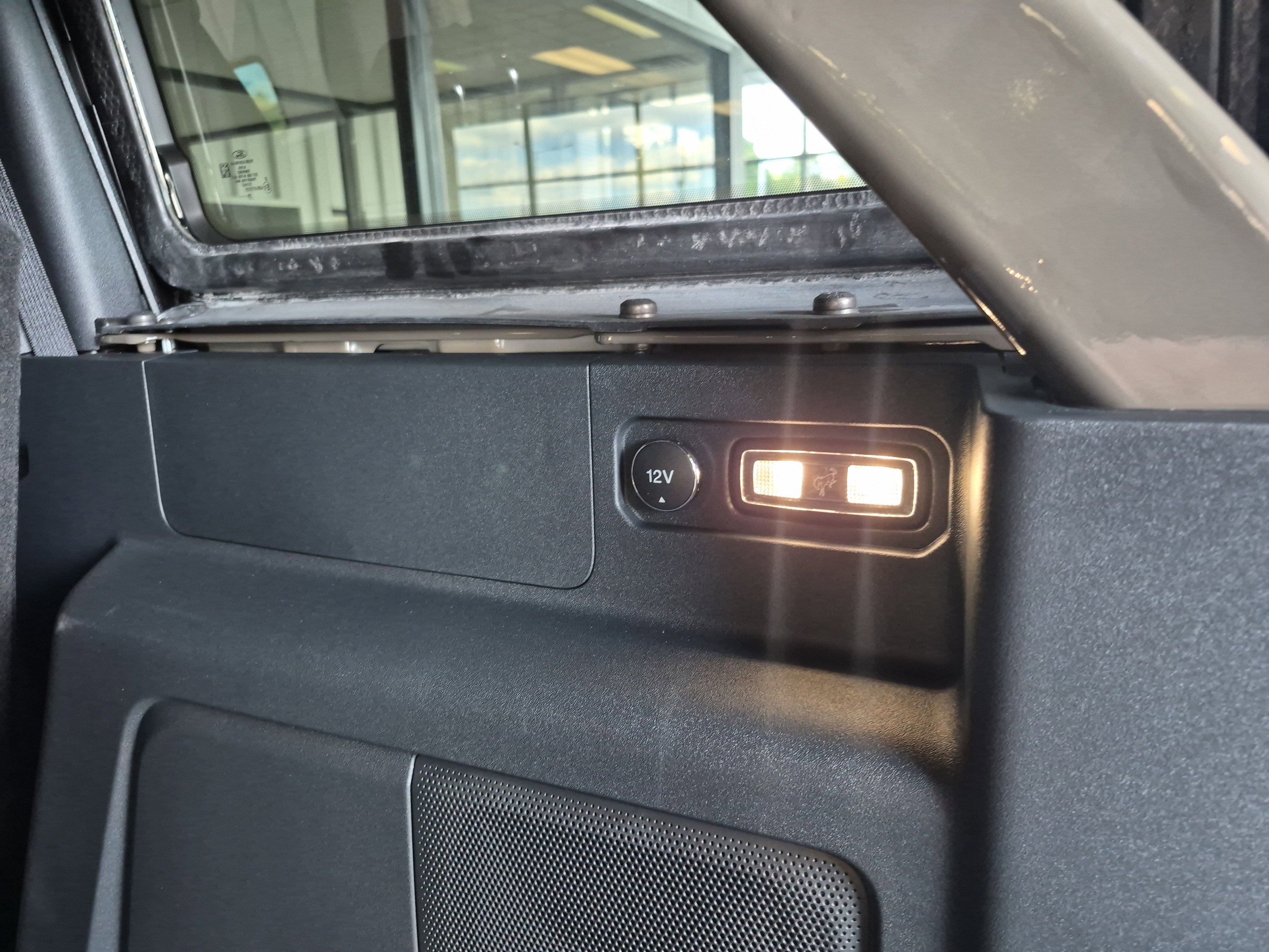 New 2025 Ford Bronco Outer Banks w/ Sasquatch Package image 18