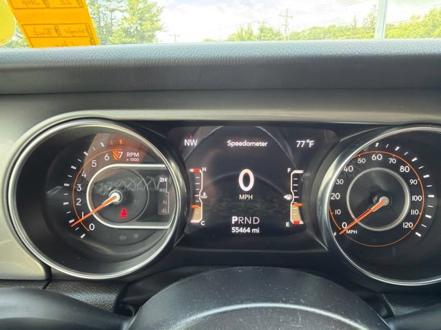 Used 2022 Jeep Wrangler Unlimited Sahara AWD/4WD image 22