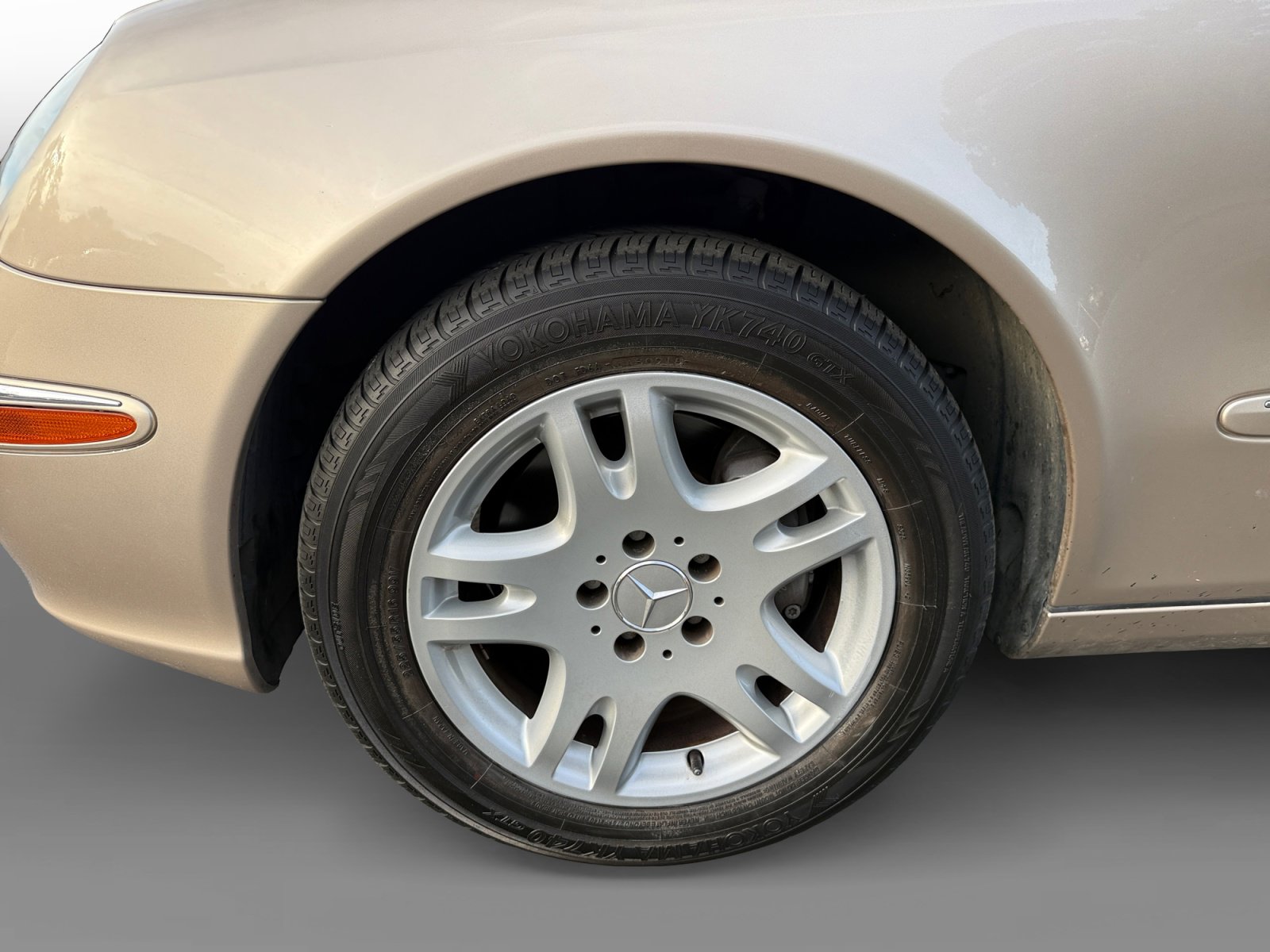 Used 2006 Mercedes-Benz E 350 Sedan image 9