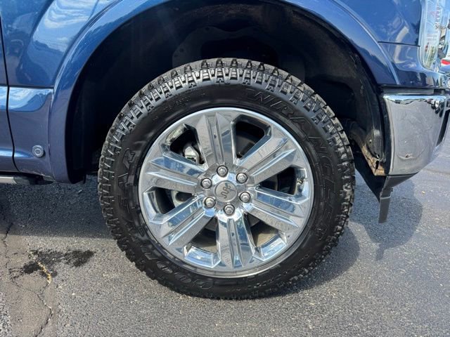 Used 2018 Ford F150 King Ranch w/ Equipment Group 601A Luxury AWD/4WD image 23
