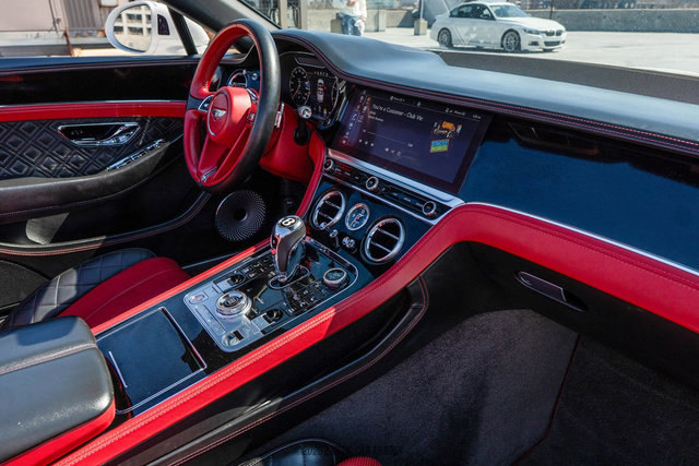 Used 2020 Bentley Continental GT V8 image 58