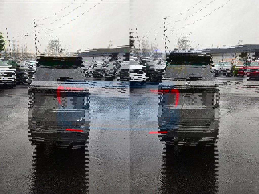 New 2026 Ford Explorer ST-Line w/ ST-Line Street Pack image 6