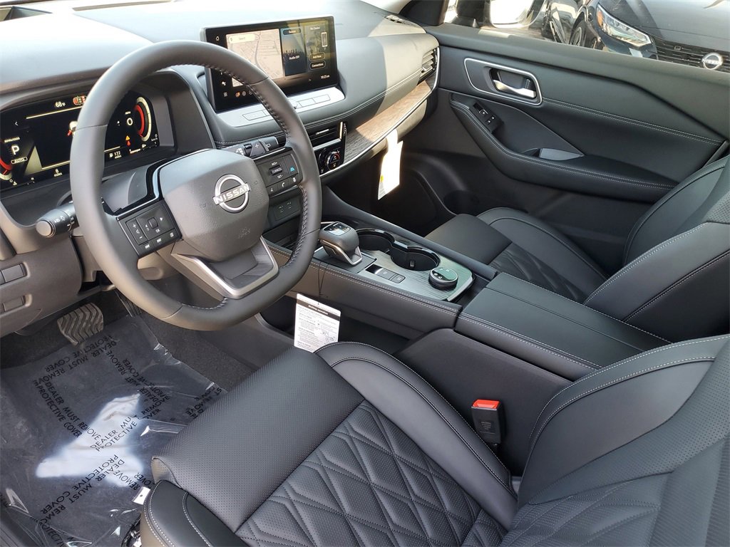 New 2026 Nissan Rogue Platinum image 9