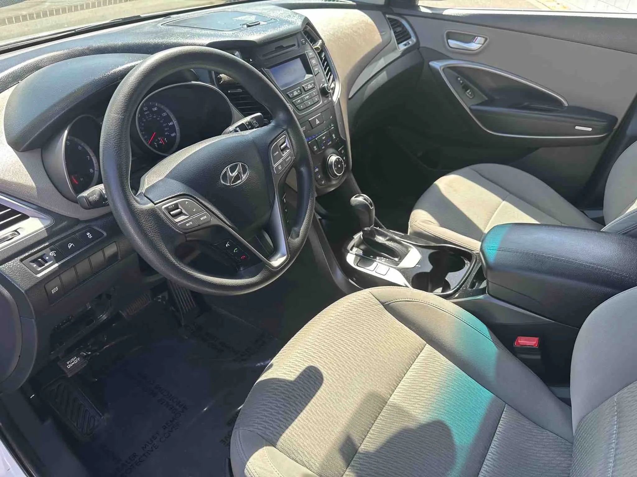 Used 2014 Hyundai Santa Fe Sport image 12