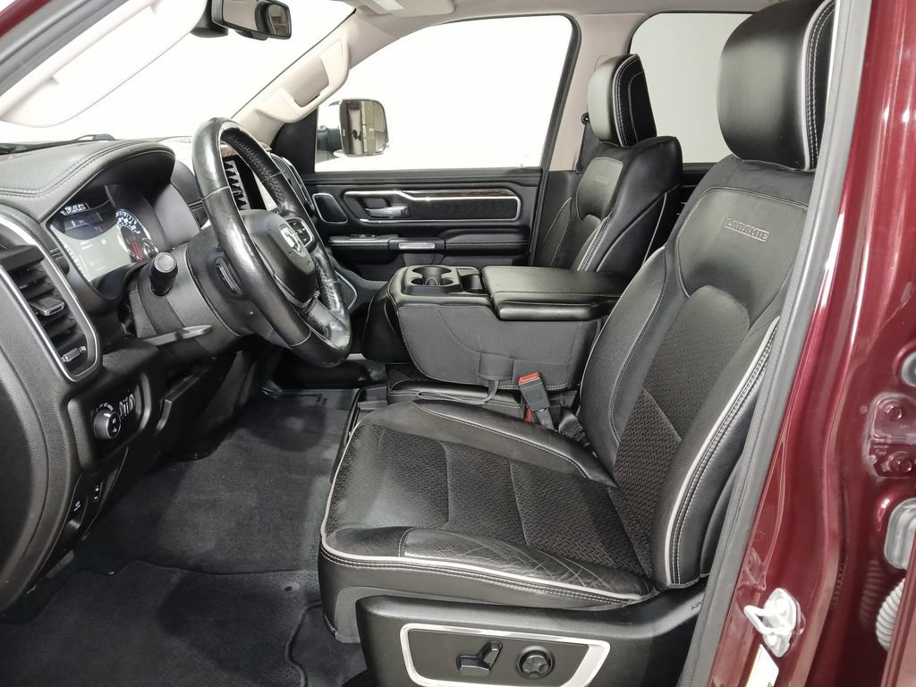 Used 2019 RAM 1500 Laramie AWD/4WD image 9