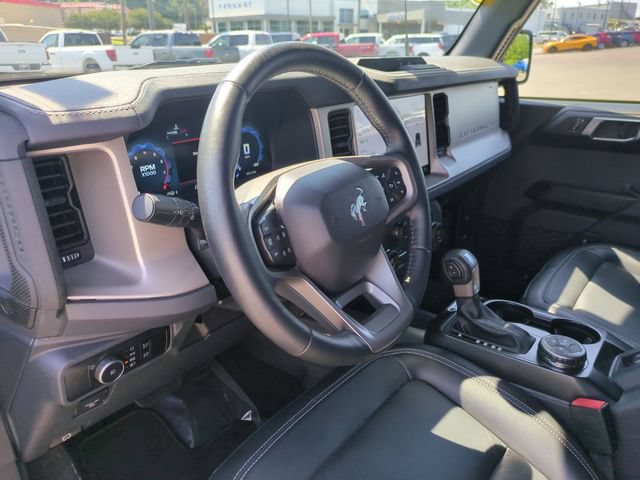 Used 2025 Ford Bronco Outer Banks AWD/4WD image 15