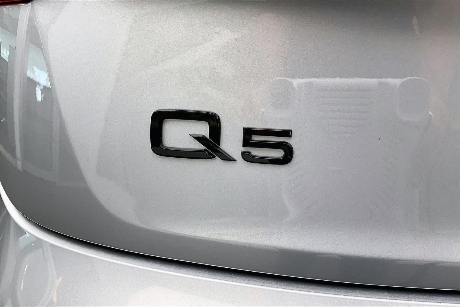 Certified 2025 Audi Q5 2.0T Premium Plus w/ Premium Plus Package AWD/4WD image 33
