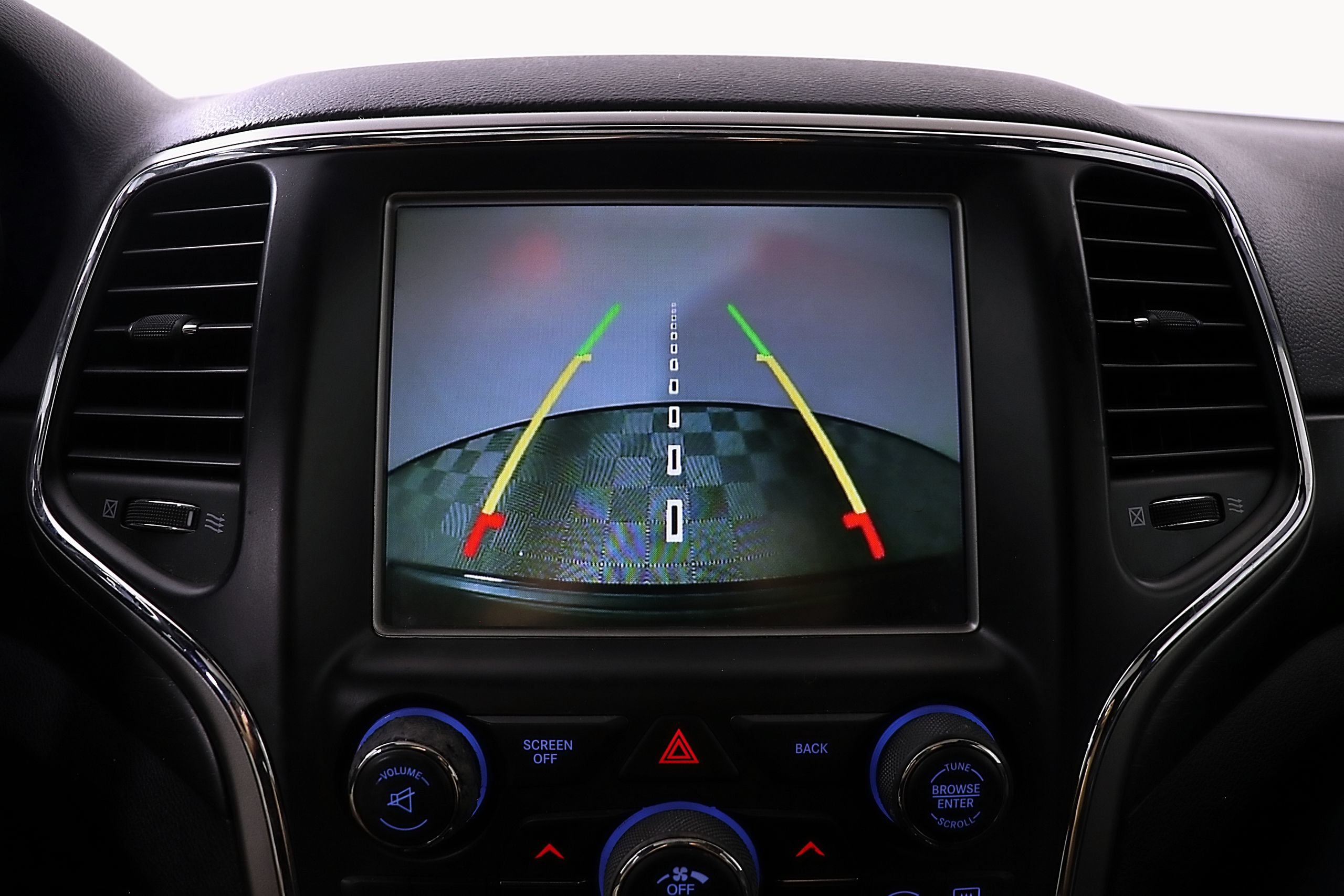 Used 2017 Jeep Grand Cherokee Altitude RWD image 26