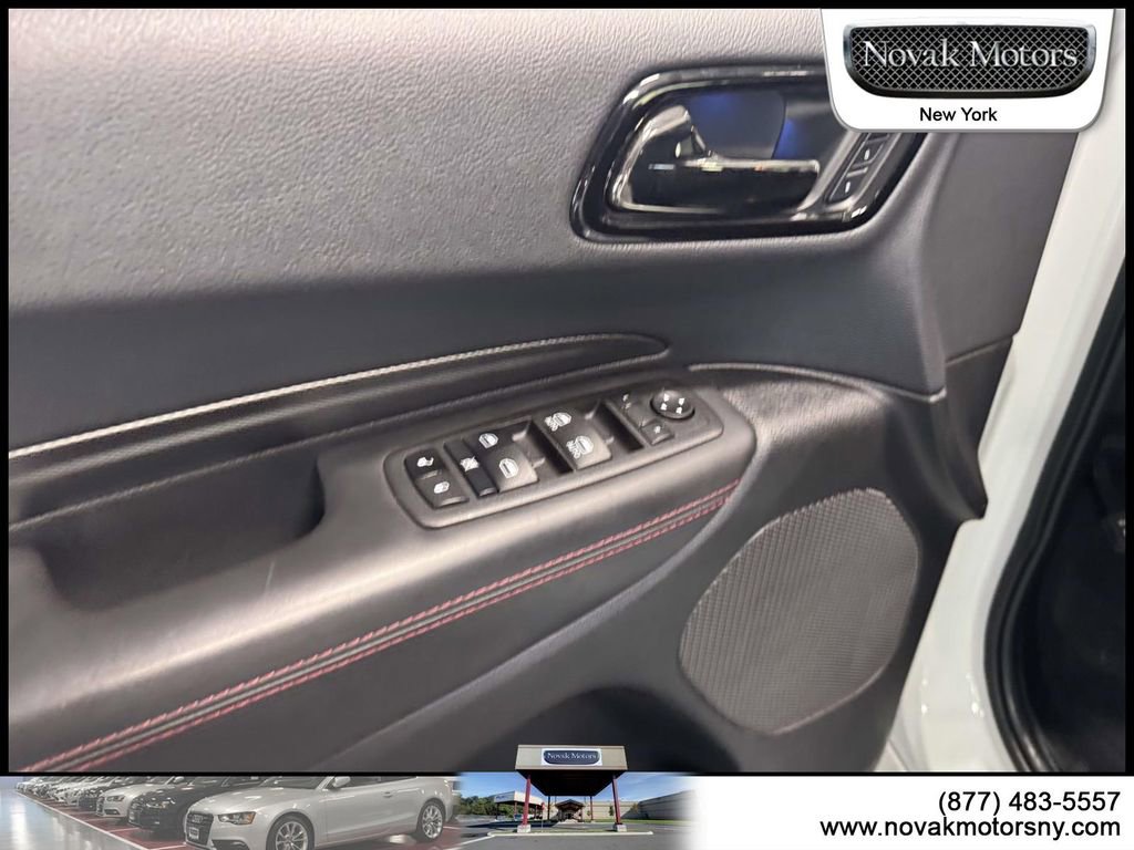 Used 2022 Dodge Durango R/T w/ Blacktop Package AWD/4WD image 15