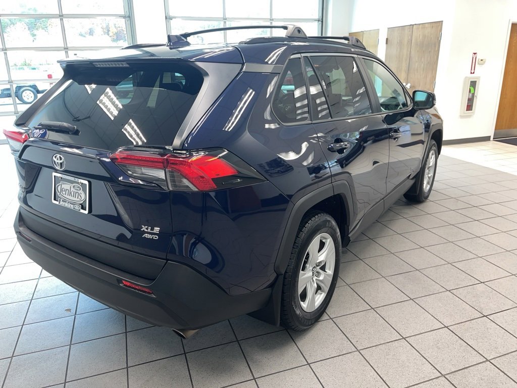 Used 2020 Toyota RAV4 XLE image 15