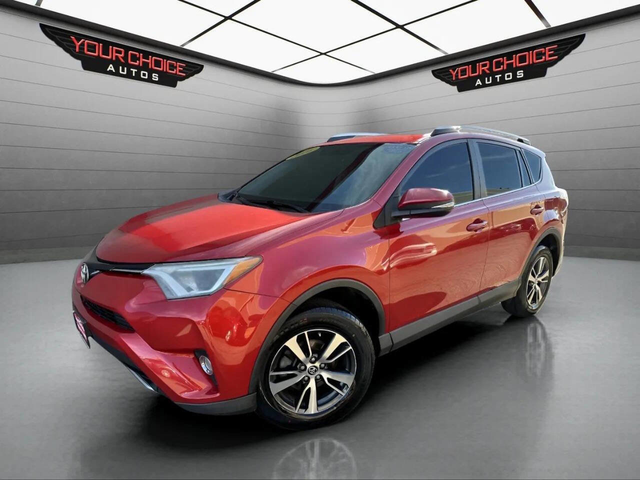 Used 2016 Toyota RAV4 XLE image 1