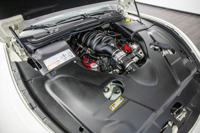 Used 2011 Maserati GranTurismo Convertible image 41