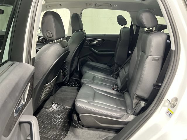 Used 2023 Audi Q7 3.0T Premium Plus AWD/4WD image 6