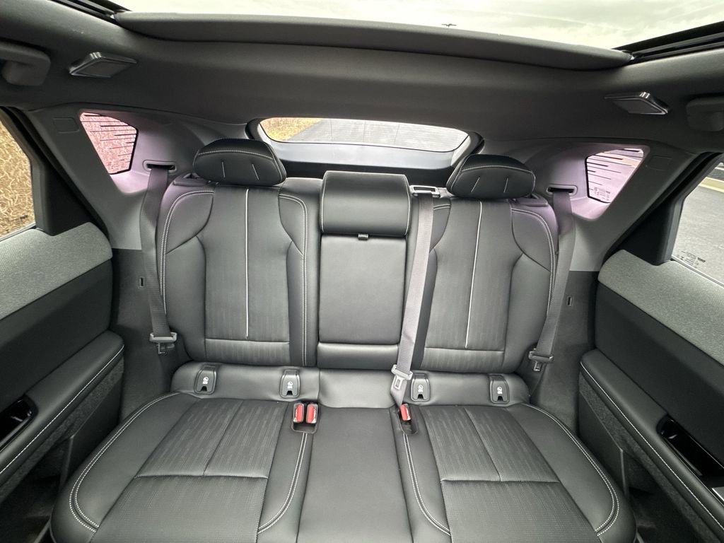 New 2026 Cadillac Optiq Luxury 2 image 23