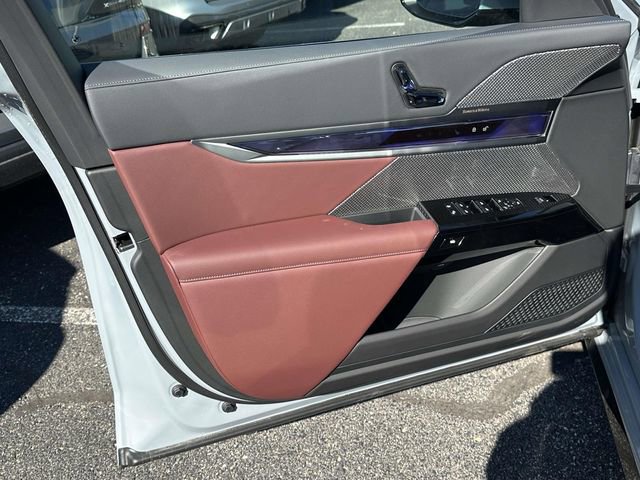 New 2026 BMW 760i xDrive w/ Executive Package AWD/4WD image 13