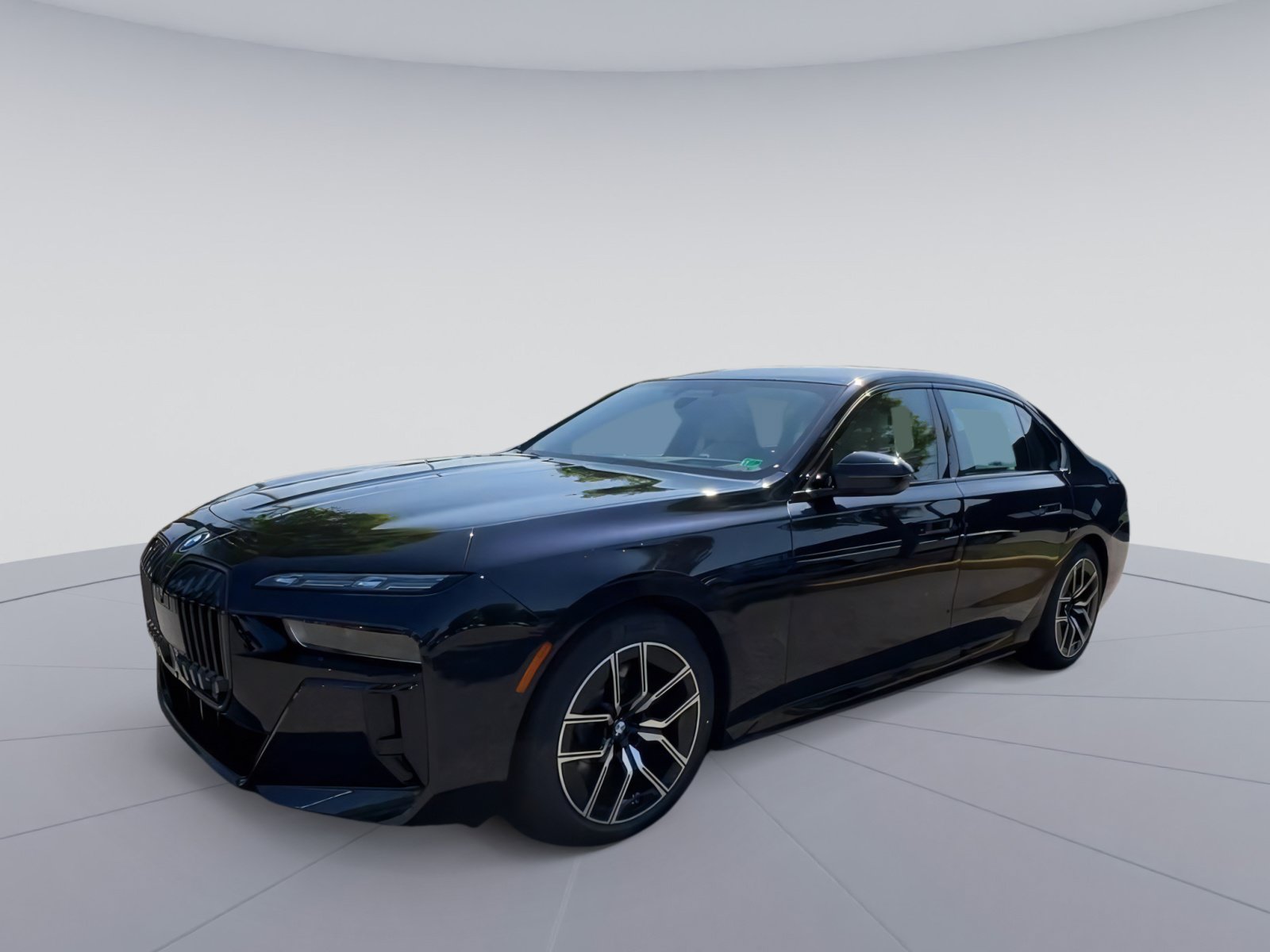 New 2025 BMW i7 eDrive50 w/ Executive Package RWD image 8