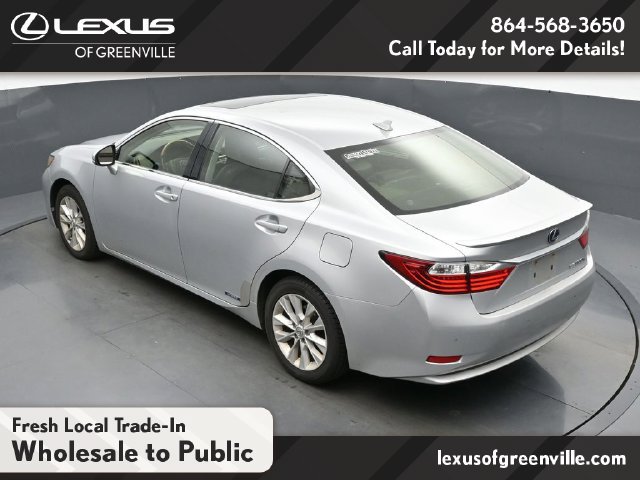 Used 2013 Lexus ES 300h FWD image 28