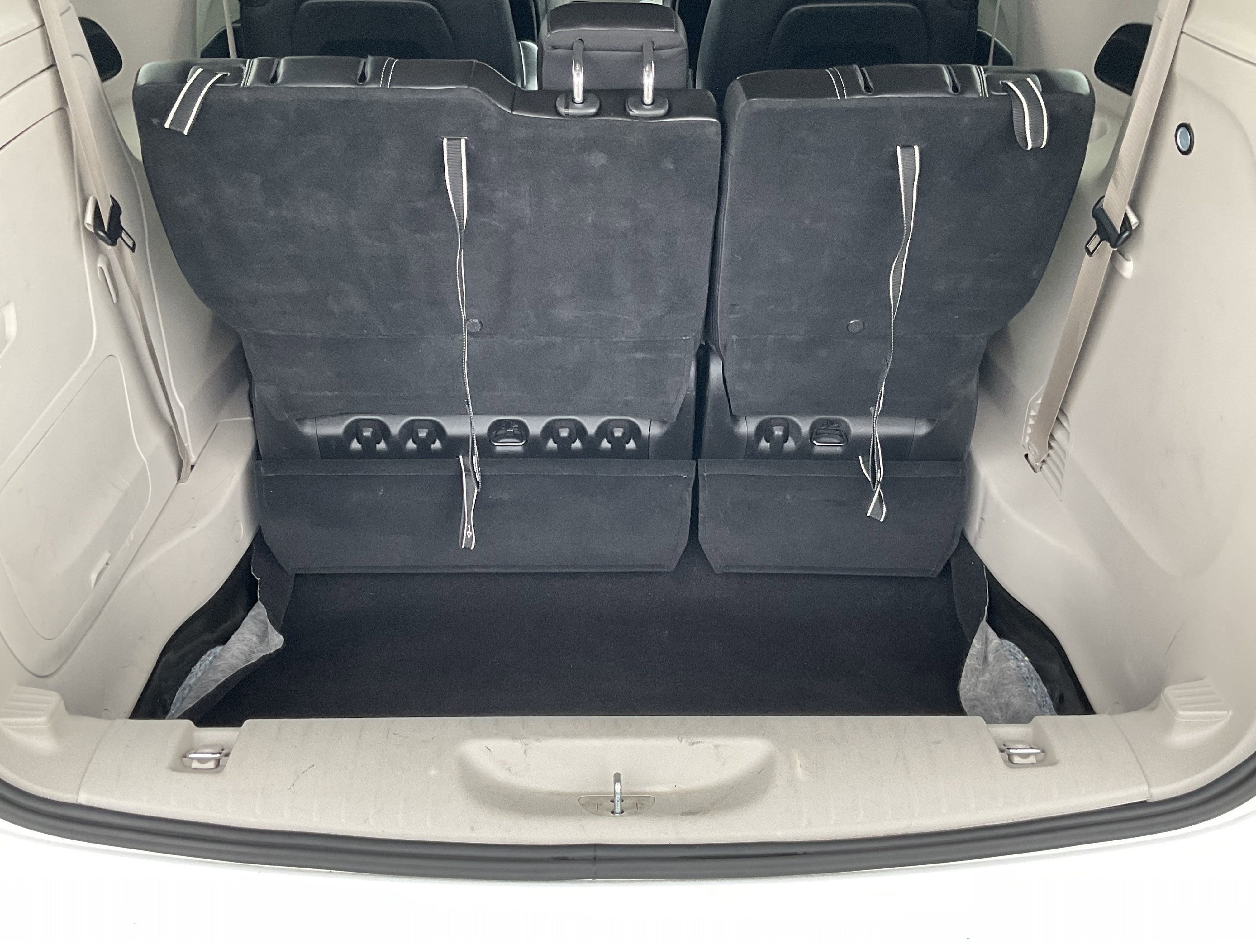 Used 2022 Chrysler Pacifica Touring-L FWD image 47