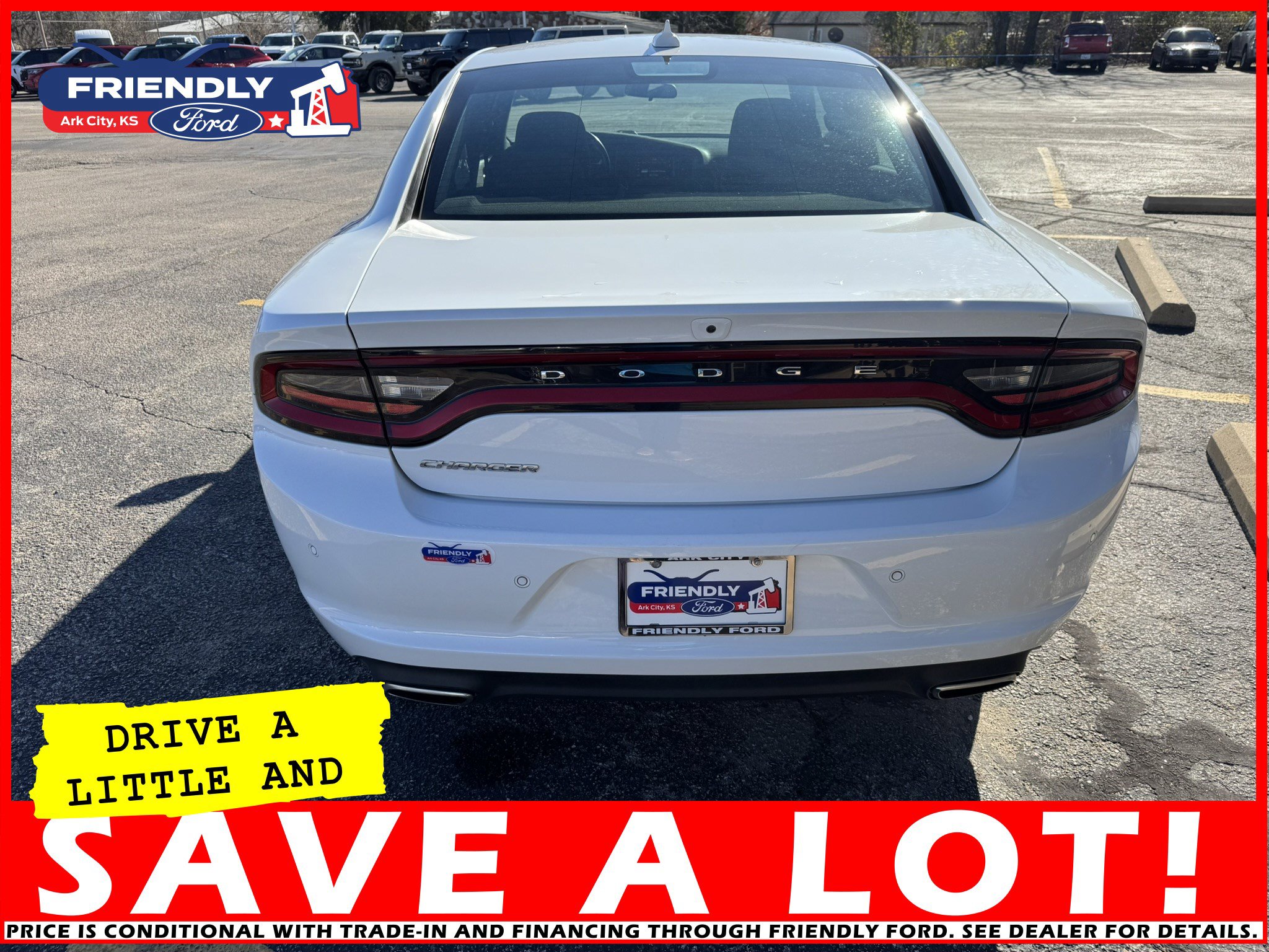 Used 2023 Dodge Charger SXT image 4