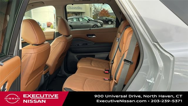 Certified 2025 Nissan Pathfinder Platinum w/ Cargo Package image 24