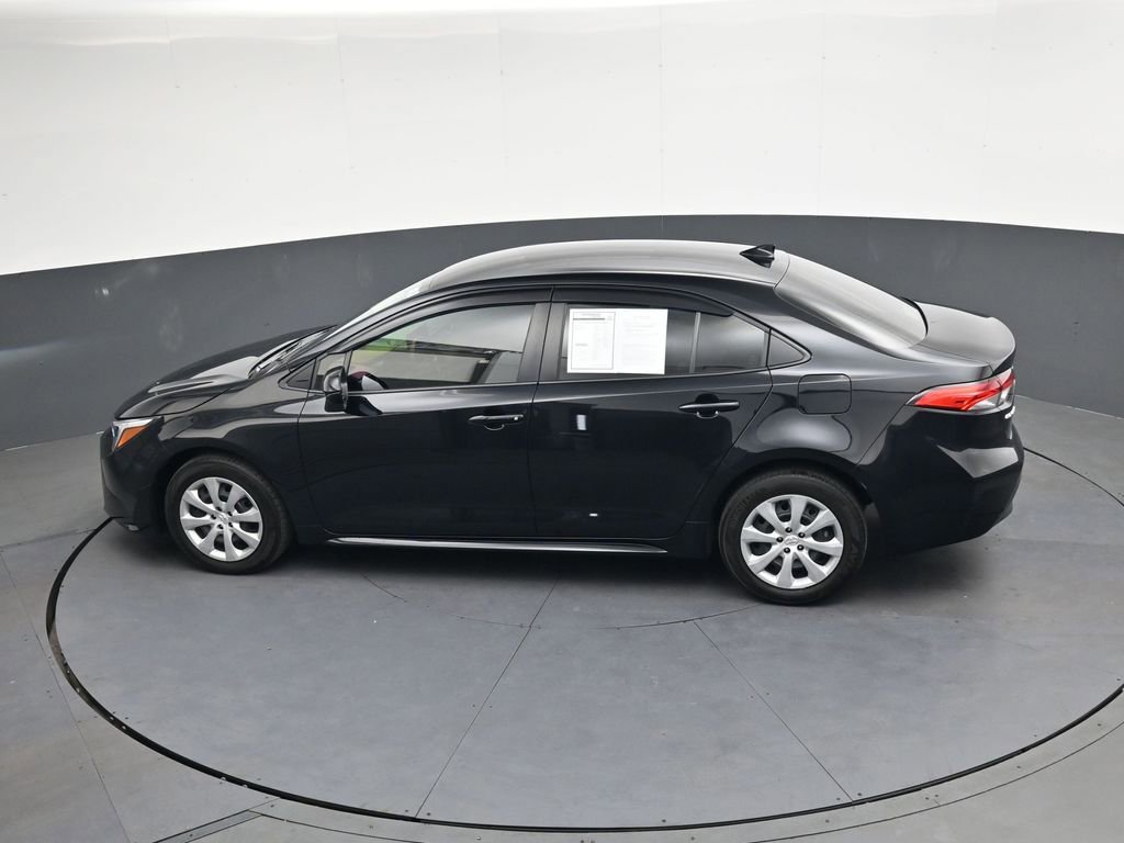 Used 2024 Toyota Corolla LE FWD image 34
