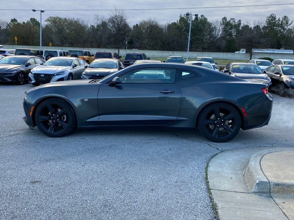 Used 2018 Chevrolet Camaro LT w/ RS Package image 4