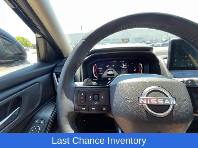 Certified 2025 Nissan Rogue SL AWD/4WD image 11