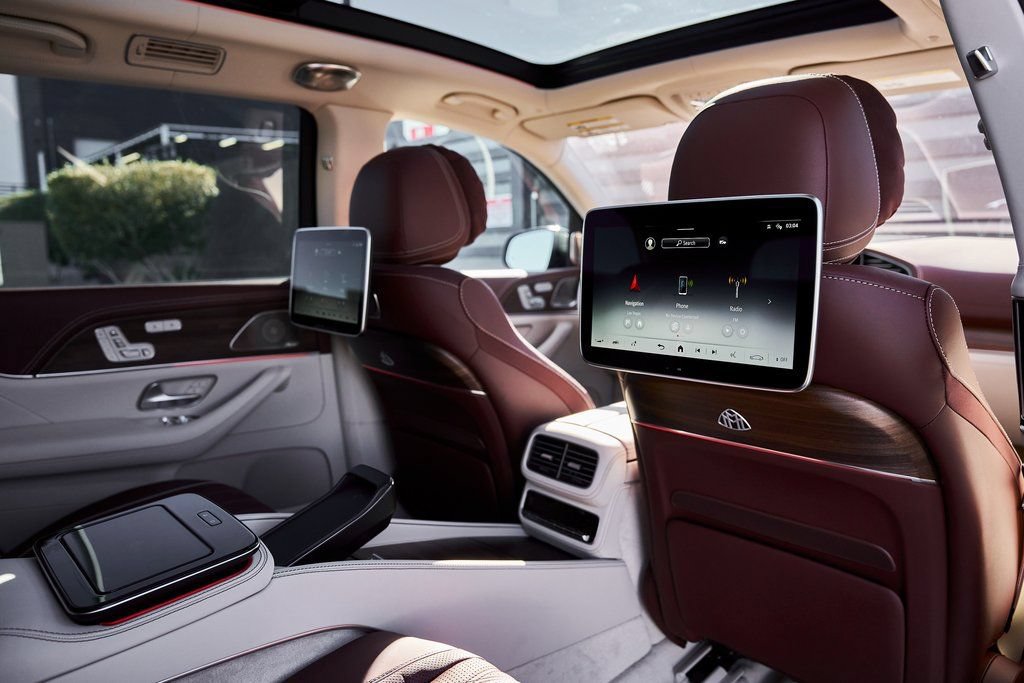 Used 2026 Mercedes-Benz Maybach GLS 600 4MATIC image 39
