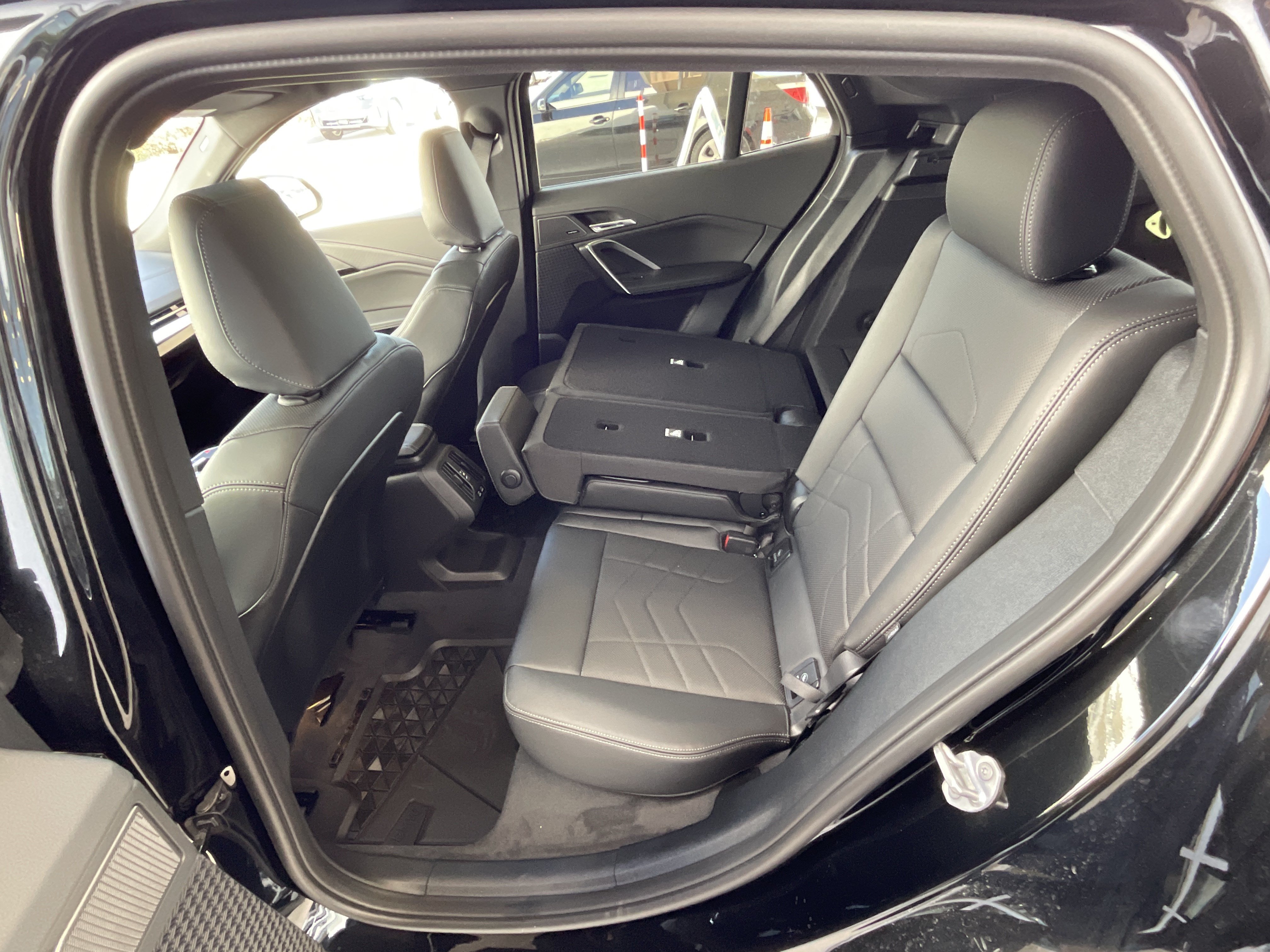 New 2026 BMW X2 xDrive28i w/ Technology Package AWD/4WD image 28