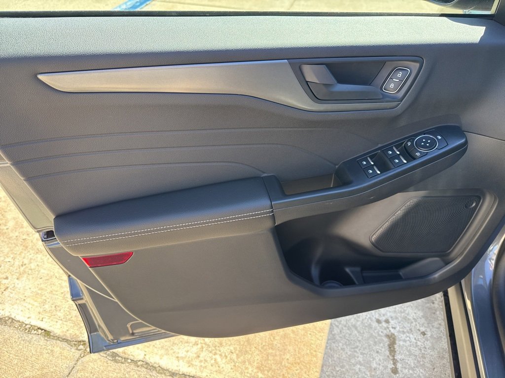 New 2026 Ford Escape Active image 7