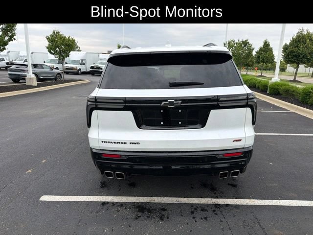 Used 2024 Chevrolet Traverse RS w/ LPO, Floor Liner Package AWD/4WD image 8