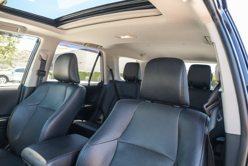 Used 2022 Toyota 4Runner Limited RWD image 18