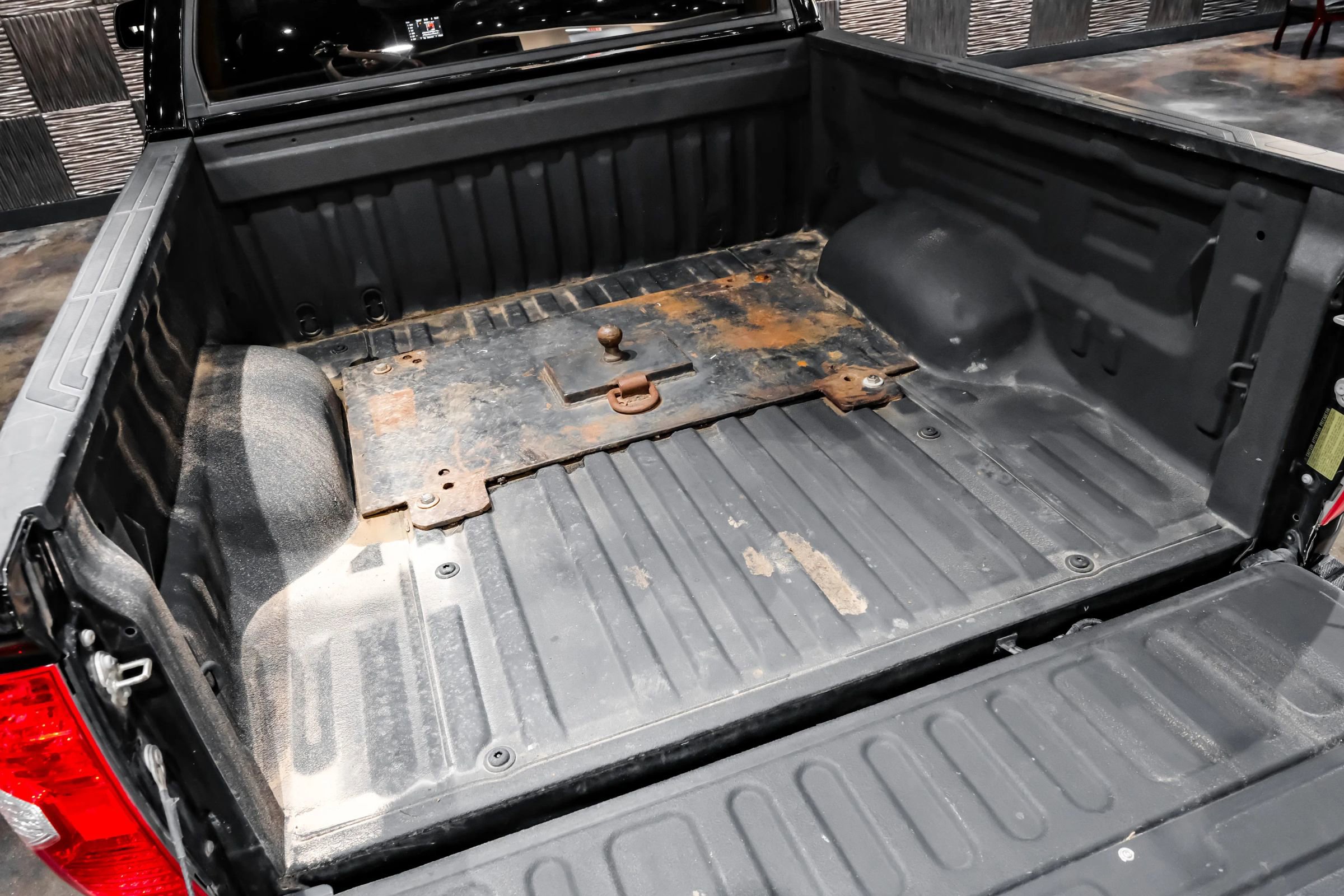 Used 2019 Toyota Tundra SR5 w/ SR5 Upgrade Package AWD/4WD image 63