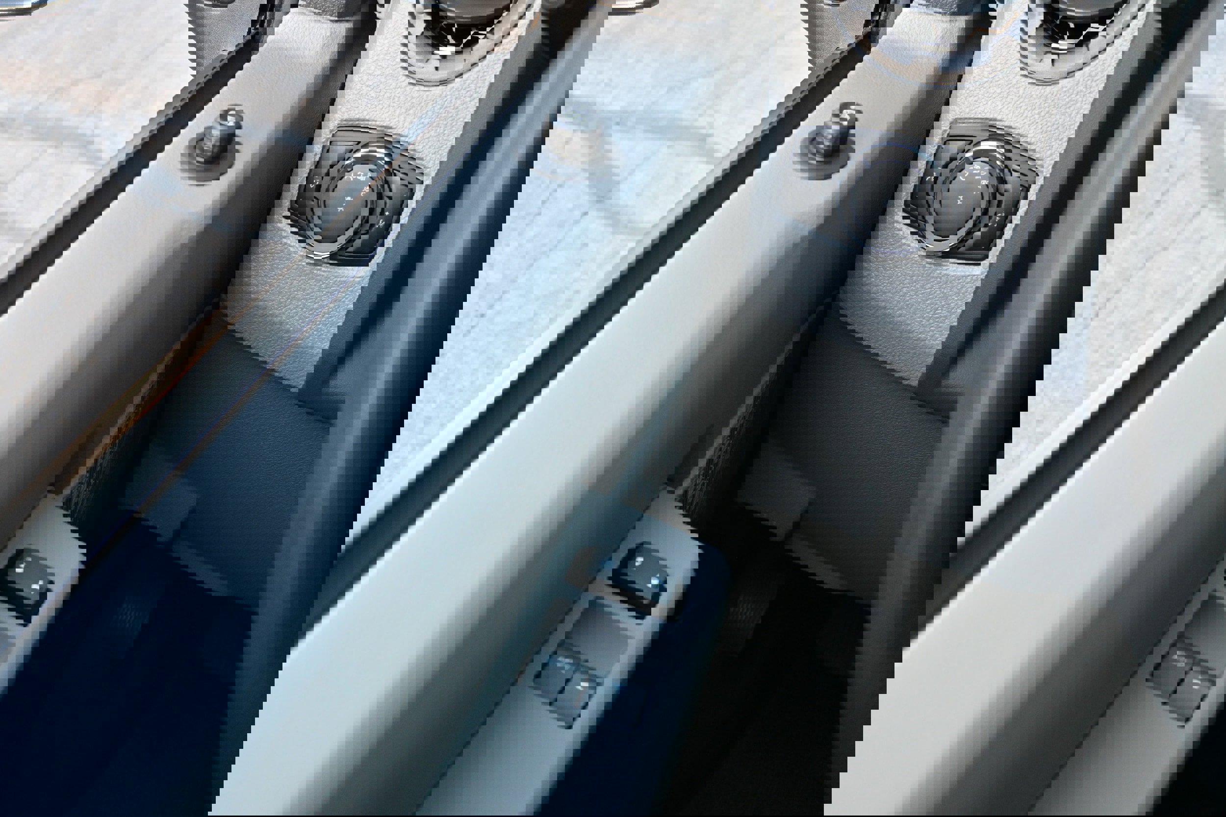 New 2026 Ford E-350 and Econoline 350 Super Duty w/ Power Equipment Group image 23