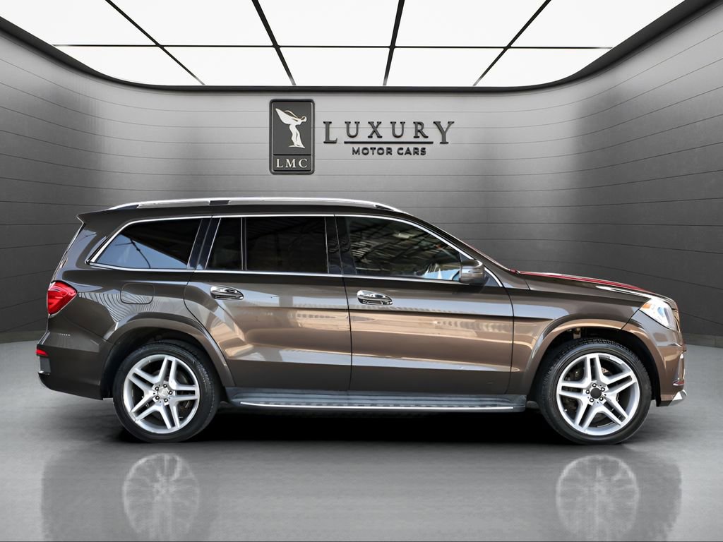 Used 2013 Mercedes-Benz GL 550 4MATIC image 9