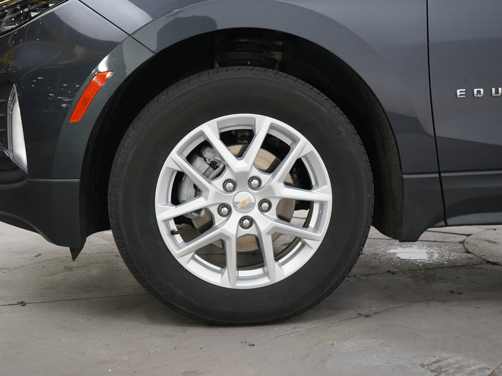 Used 2023 Chevrolet Equinox LT AWD/4WD image 30