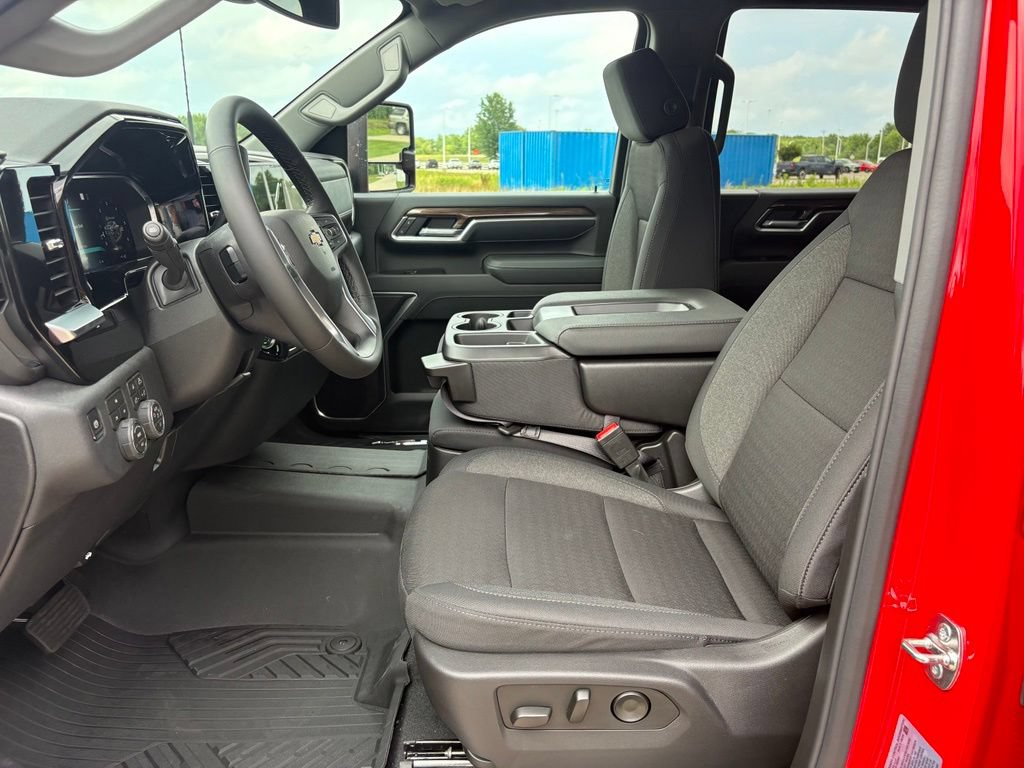 New 2026 Chevrolet Silverado 3500 LT w/ All Star Edition AWD/4WD image 15