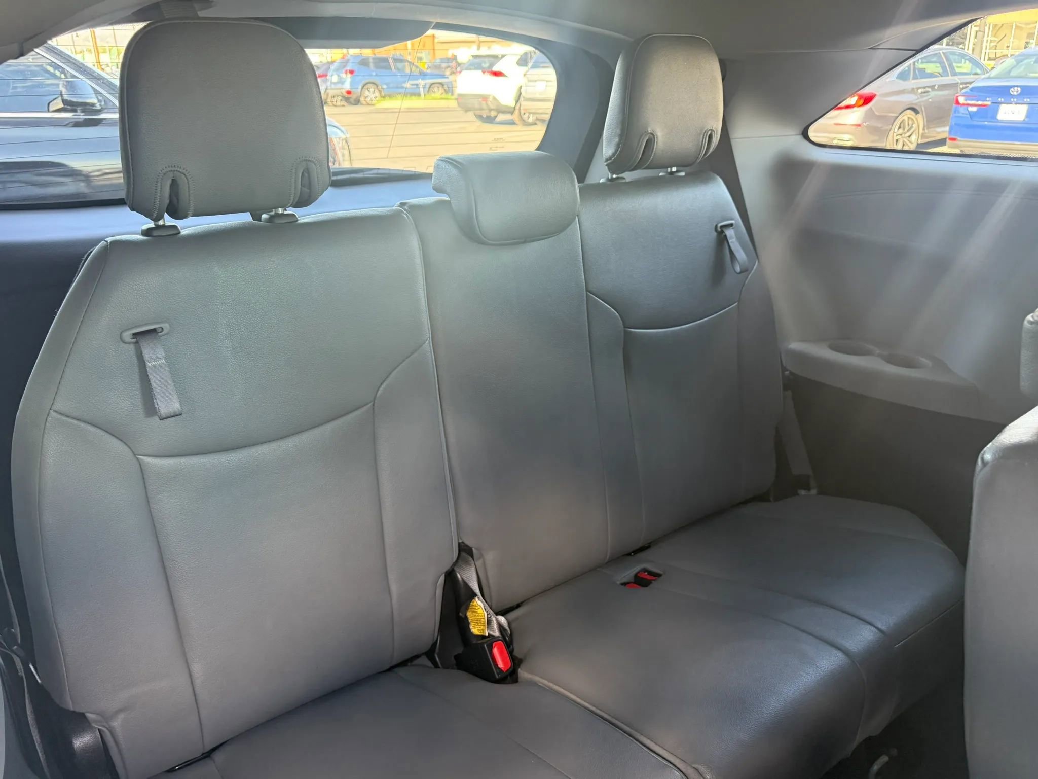 Used 2024 Toyota Sienna XLE image 27