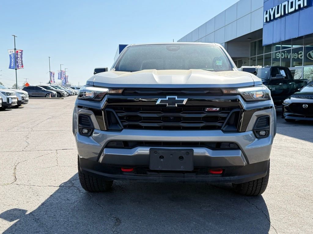 Used 2023 Chevrolet Colorado Z71 w/ Z71 Convenience Package 2 AWD/4WD image 2