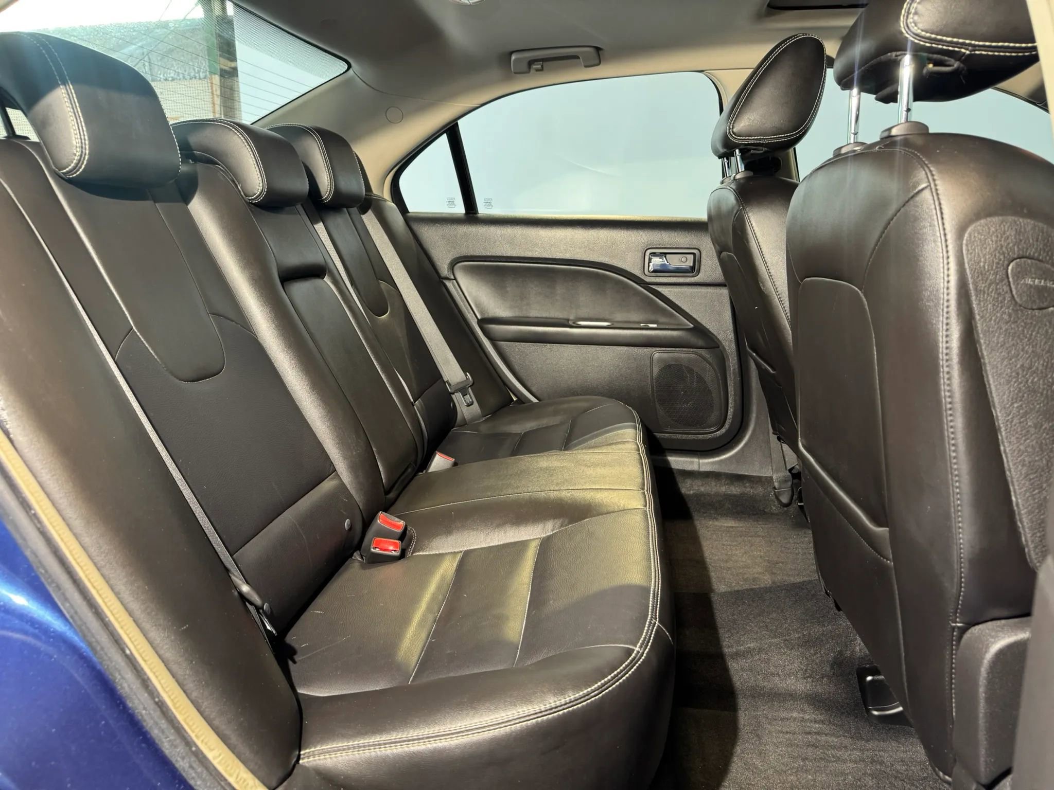Used 2010 Ford Fusion SEL FWD image 28