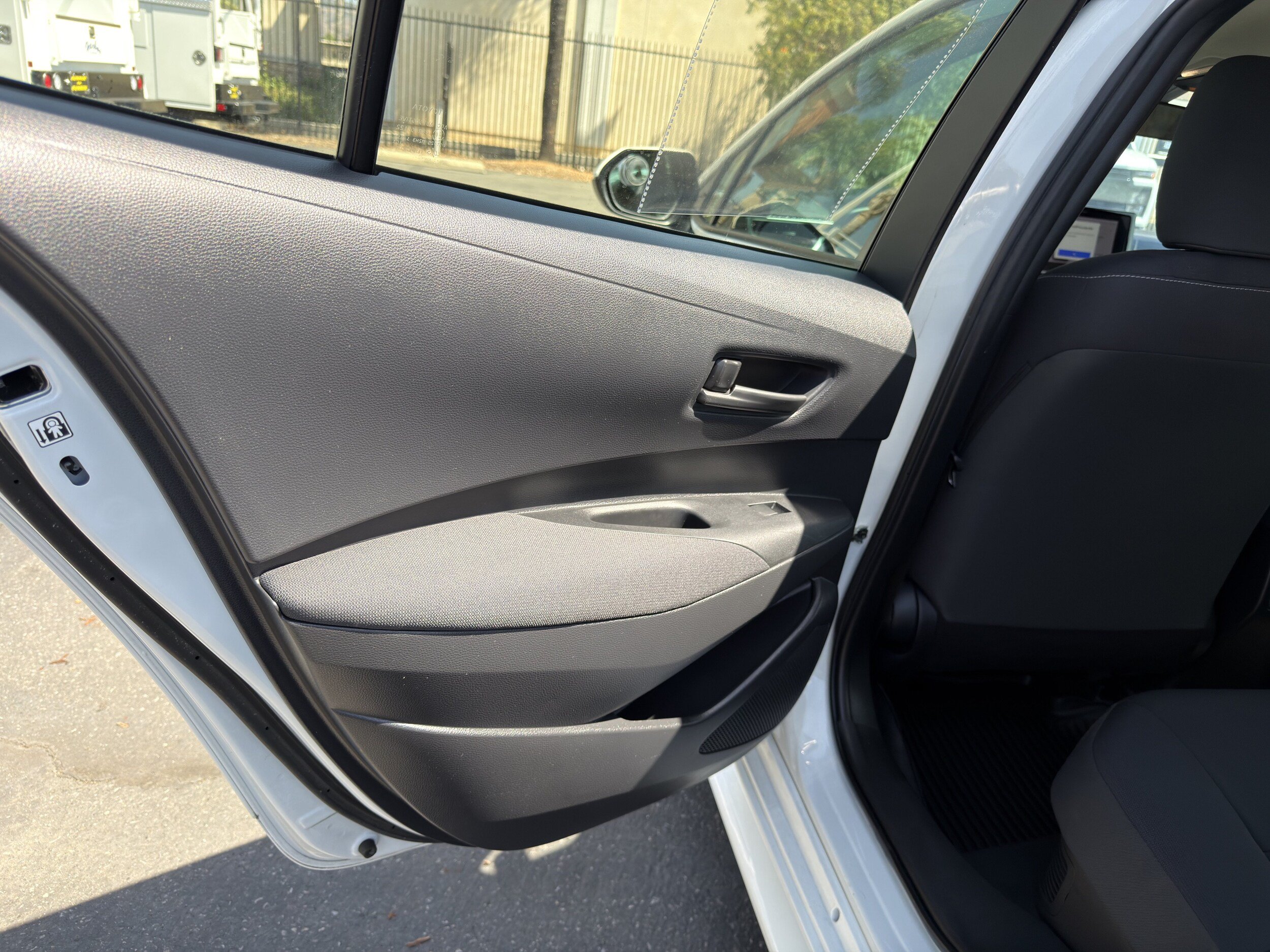 Used 2024 Toyota Corolla LE FWD image 17