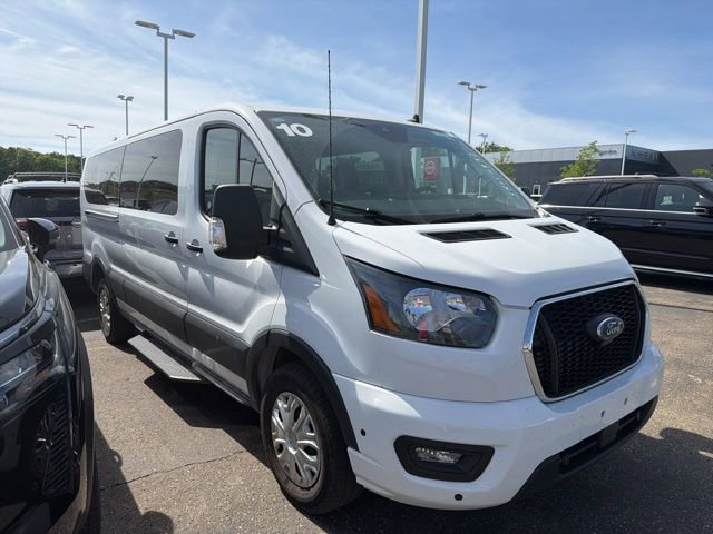 Used 2025 Ford Transit 350 XLT RWD image 3
