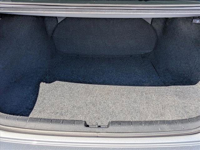 Used 2017 Honda Accord LX image 6