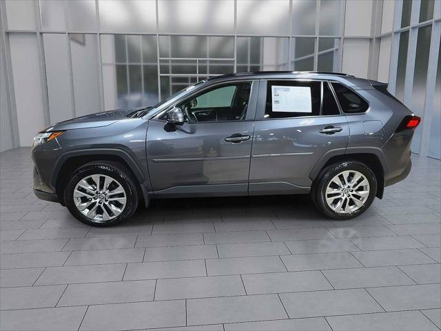 Certified 2023 Toyota RAV4 XLE Premium AWD/4WD image 5