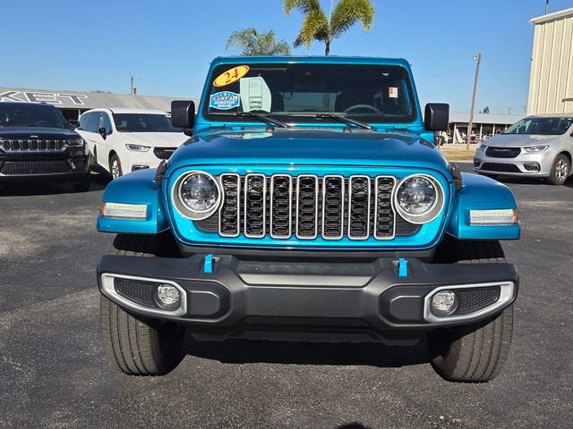 Used 2024 Jeep Wrangler Sahara AWD/4WD image 3
