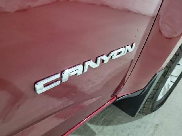 Used 2017 GMC Canyon SLE w/ SLE Convenience Package image 48