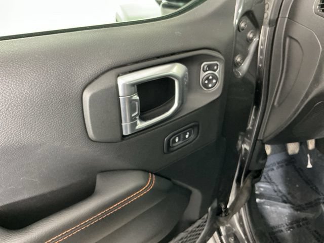 Used 2022 Jeep Gladiator Mojave w/ LED Lighting Group AWD/4WD image 12
