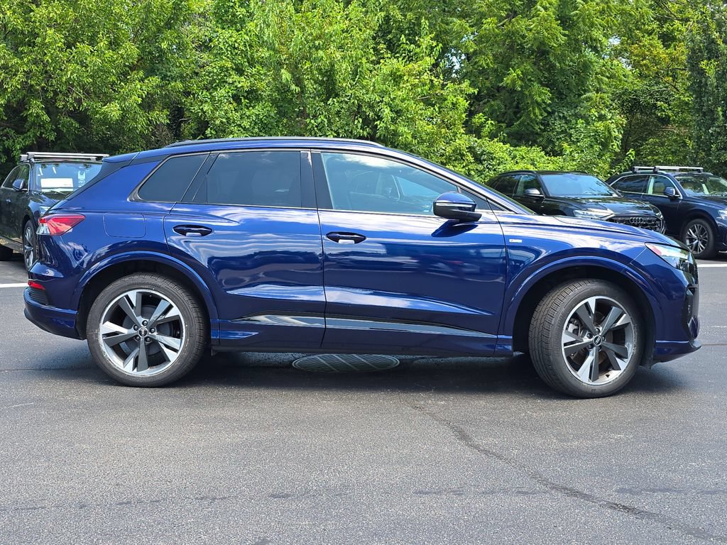 Certified 2023 Audi Q4 e-tron Premium w/ Convenience Package AWD/4WD image 9