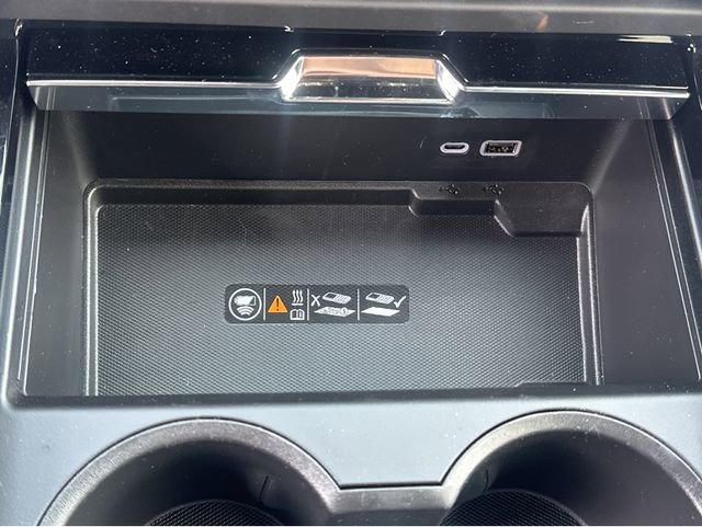 New 2026 GMC Yukon XL Denali w/ Denali Reserve Package image 28